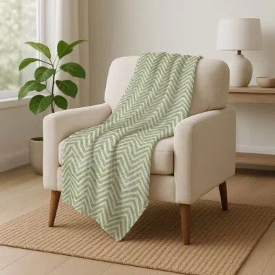 Addison Rugs Addison Machine Washable Sherpa Asb934 Chevron Throw Blanket In Green