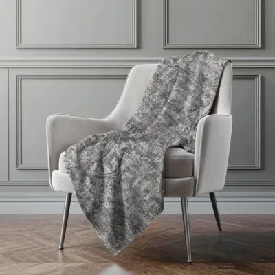 Addison Rugs Addison Machine Washable Sherpa Serpentine Throw Blanket In Charcoal