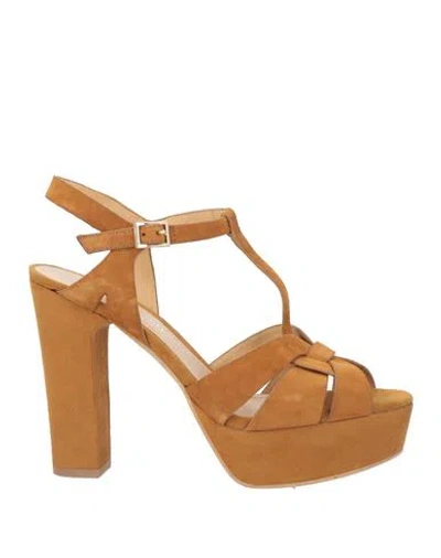 Adele Dezotti Woman Sandals Camel Size 8 Leather In Brown