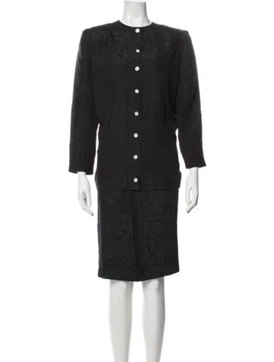 Pre-owned Adele Simpson Silk Printed Skirt Set In Black