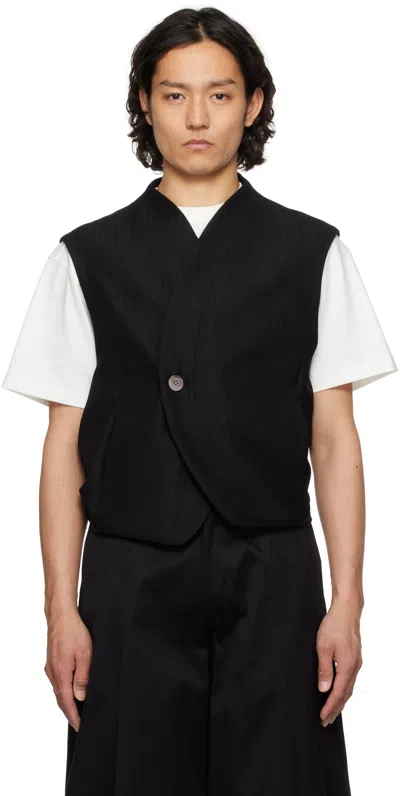 ADER ERROR BLACK PRODUCT. 25 VEST