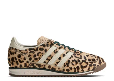 Adidas Originals Valentino Garavani Bowow Leather Boots In Brown
