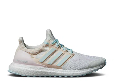 Adidas Originals Adidas Adidas Wmns Ultraboost 5.0 Dna 'off White Almost Blue'