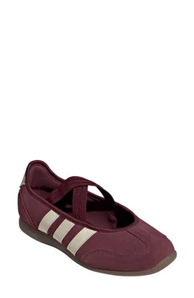 Adidas Originals Adidas Barreda Mary Jane Sneaker In Maroon/ Cream White/ Gold Met.