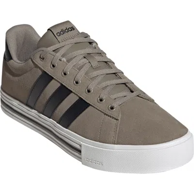 Adidas Originals Adidas Daily 4.0 Sneaker In Clay/black/white