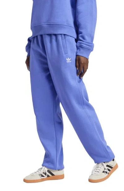 Adidas Originals Adidas Essentials Trefoil Lifestyle Fleece Sweatpants In Semi Cobalt Blue