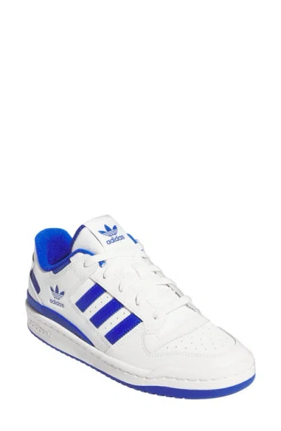 Adidas Originals Adidas Forum Low Basketball Sneaker In Cloud White/team Royal Blue