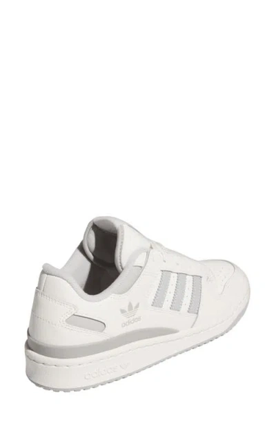 Adidas Originals Adidas Forum Low Sneaker In Cloud White/ Grey/ Cloud White