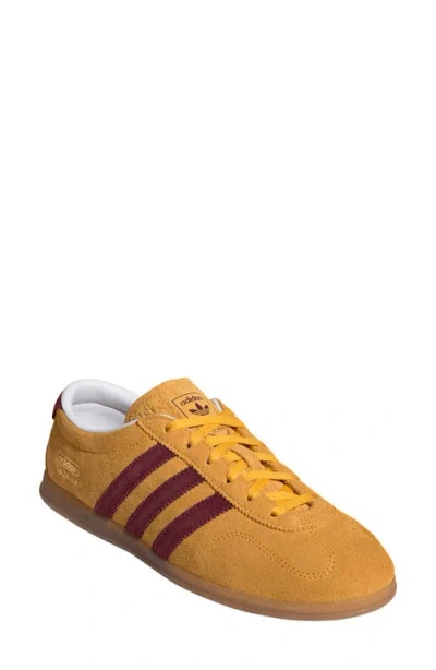 Adidas Originals Adidas Gazelle Lo Pro Sneaker In Gold