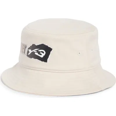 Adidas Originals Adidas Graphic Bucket Hat In White