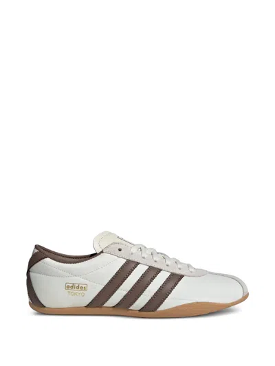 Adidas Originals Adidas Narrow Fit Lace-up Sneakers For Women In White
