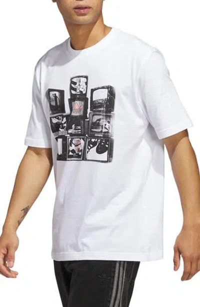 Adidas Originals Adidas Original Vintage Cotton Graphic T-shirt In White