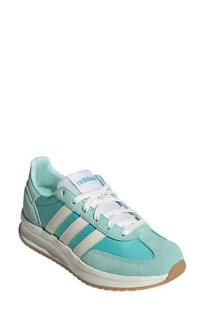 Adidas Originals Adidas Run 72 Sneaker In Flash Aqua/off White/aqua