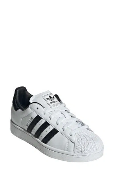 Adidas Originals Superstar Ii In Navy/white