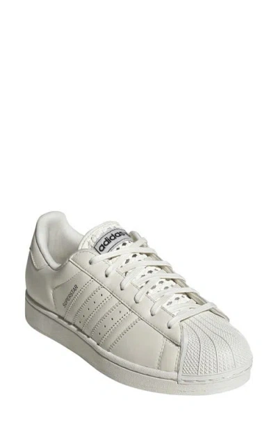 Adidas Originals Adidas Superstar Ii Sneaker In Owhite/owh