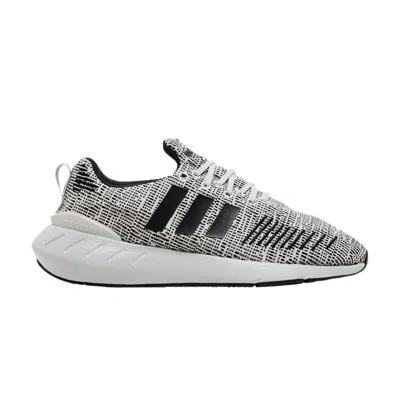 Pre-owned Adidas Originals Adidas Swift Run 22 J 'grey Black' | Kid's Size 4