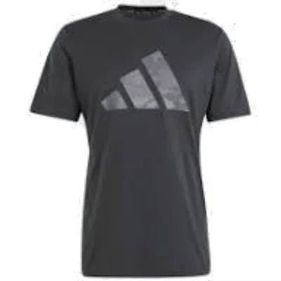 Adidas Originals Adidas Train Essentials Seasonal Brand Love Camo T-shirt Asia Sizing 'black' In Multi