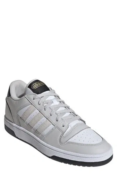 Adidas Originals Adidas Turnaround Sneaker In Grey/white/black