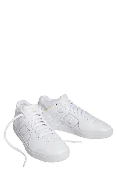 Adidas Originals Adidas Tyshawn Sneaker In Ftwr White/ftwr White