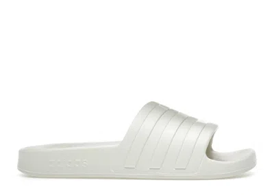 Pre-owned Adidas Originals Adilette Aqua Slides (women's) Sneakers In Off White