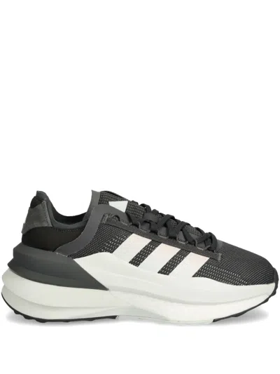 Adidas Originals Avryn Sneakers In Black