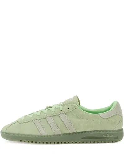 Adidas Originals Bermuda 3-stripe Sneakers In Green