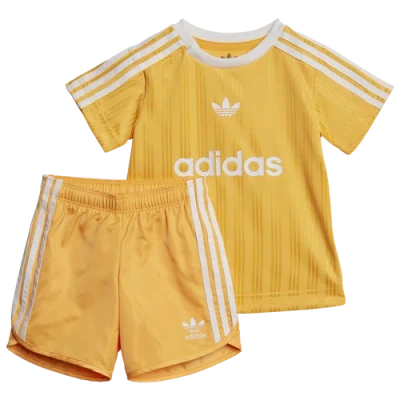 ADIDAS ORIGINALS BOYS ADIDAS FOOTBALL T-SHIRT SET