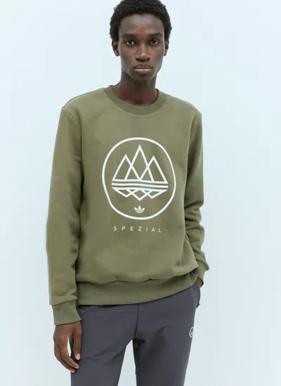 Adidas Originals By Spezial Mod Trefoil Crewneck Sweatshirt In Green