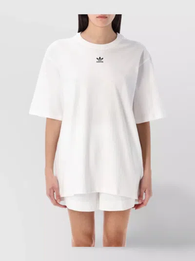 Adidas Originals Crew Neck Relaxed Fit T-shirt In White