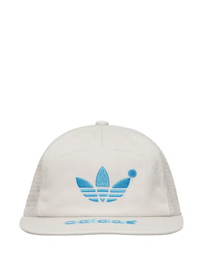 Adidas Originals Embroidered-logo Baseball Cap In White