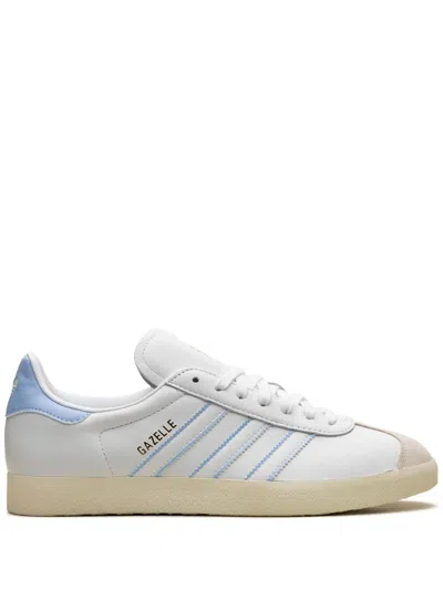 Adidas Originals Gazelle Sneakers In White,blue