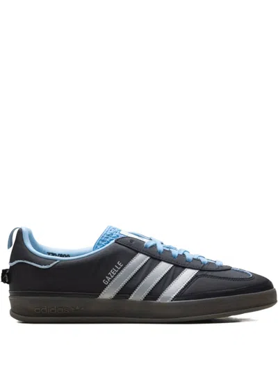 Adidas Originals Gazelle Sneakers In Black