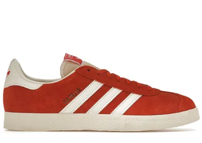 Pre-owned Adidas Originals Gazelle Sneakers In Preloved Red/off White/cream White