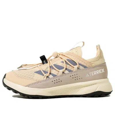 Adidas Originals (gs) Adidas Terrex Voyager 21 Travel Shoes 'sand Strata'
