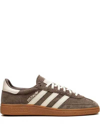 Adidas Originals Adidas Womens Earth Strata Offwhite Gu Handball Spezial Suede Low-top Trainers In White
