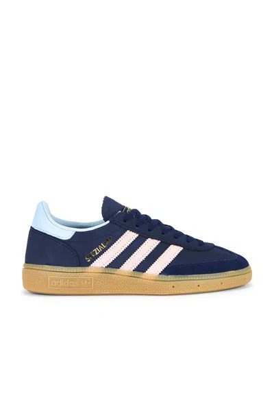 Adidas Originals Womens Adidas Handball Spezial Suede Low-top Trainers In Night Indigo Cream White