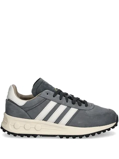 Adidas Originals La Trainer Lux Sneakers In Grau