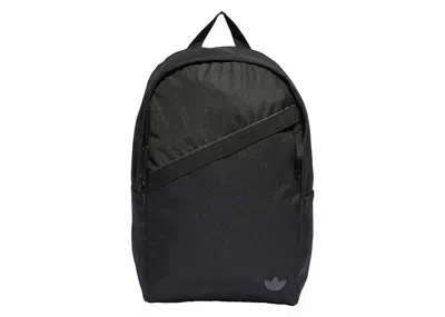 Pre-owned Adidas Originals Logo Backpack In Black
