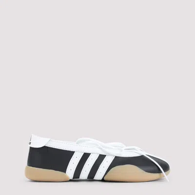 Adidas Originals Sneakers With Contrast Stripes And Rubber Sole In Multi