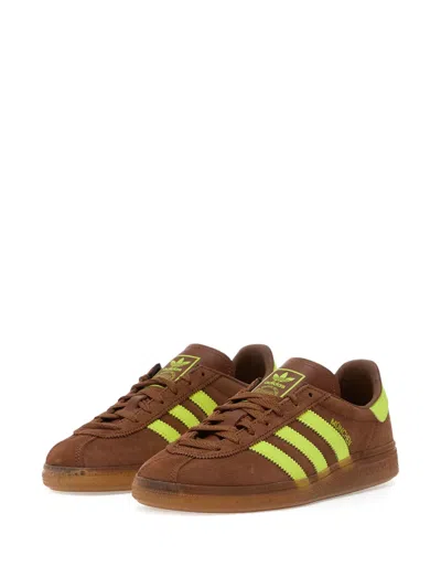 Adidas Originals Muenchen Three-stripes Sneakers In Brown