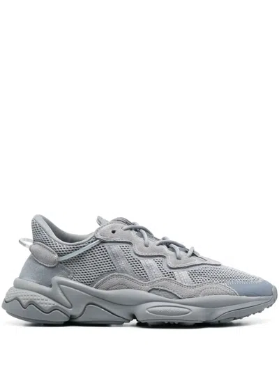 Adidas Originals Ozweego Low-top Sneakers In Grau