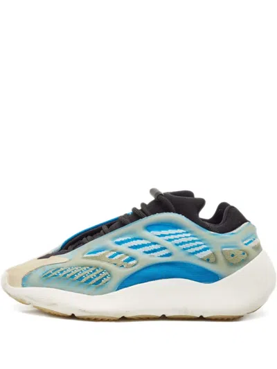 Pre-owned Adidas Originals  700 V3 Arzareth Sneakers