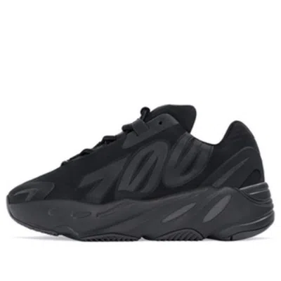 Adidas Originals (ps) Adidas Yeezy Boost 700 Mnvn Kids 'triple Black'