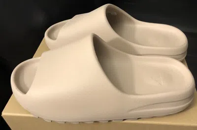 Pre-owned Adidas Originals Sizes 6-14 Adidas Yeezy Slide "pure" Restock Gw1934 Us Men 2021 Brand In Pure/pure/pure