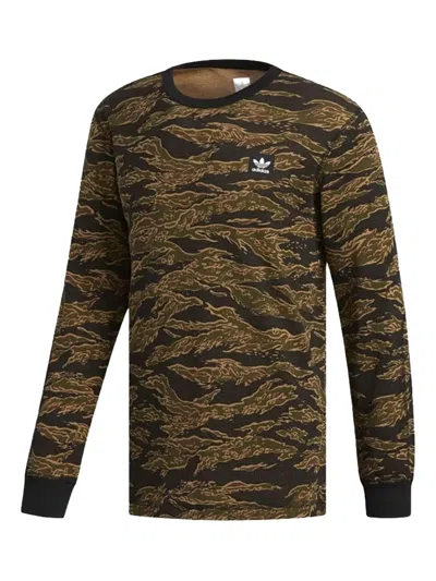 Adidas Originals Stadium Originals Thermal "camo Print" T-shirt In Brown