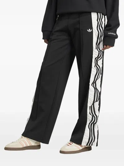Adidas Originals Stripe-detail Track Pant In Black