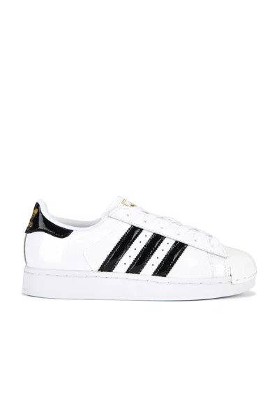Adidas Originals Superstar Ii In White