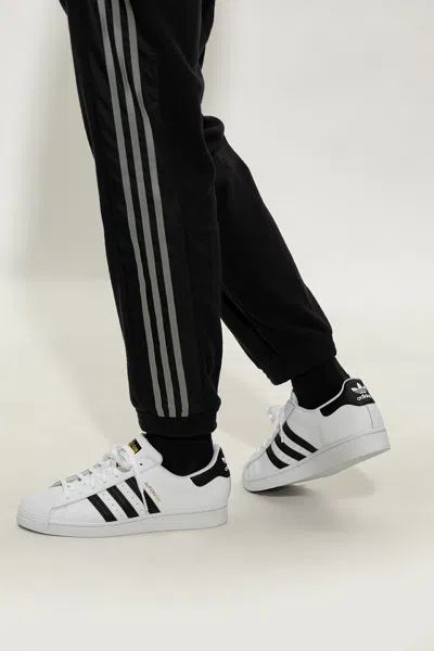 Adidas Originals Signature Stripe Trainers In White