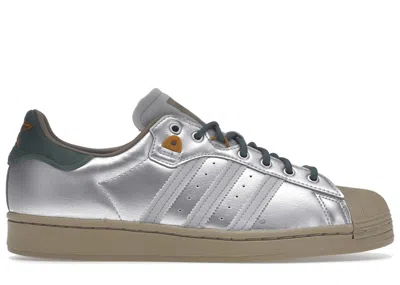 Pre-owned Adidas Originals Superstar Yanwai Sneakers In Matte Silver/green Oxide/tech Copper