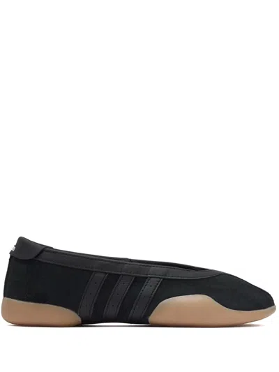 Adidas Originals Taekwondo Dancers In Black